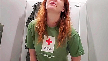 Сheating White Wife Gets Naked and Masturbates Hard.