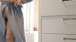 Naked Mom Unaware of Spy Cam Filming Her Every Move
