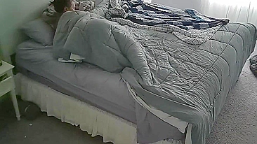 Sneaky Wife Claims No Jilling Off, But Spy Cam Reveals Her Desperately Toying Her Diddling Wet Fuckhole Each Day
