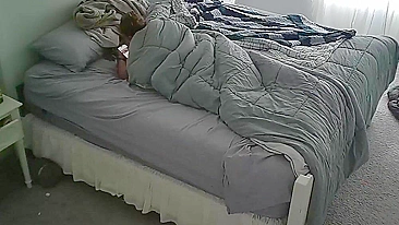 Sneaky Wife Claims No Jilling Off, But Spy Cam Reveals Her Desperately Toying Her Diddling Wet Fuckhole Each Day