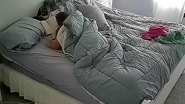 Hidden Cam Exposes My Busty Wife Jilling Off Her Creamy Pussy in Secret Every Morning!