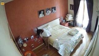 I Caught My Cheating Wife Masturbating Her Tight Pussy with a Vibrator Every Day!