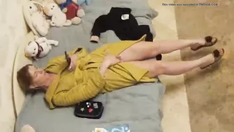 Hidden Cam Captures Wife Rubbing Her Juicy Twat, Alone in Bedroom Ecstasy