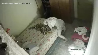 Nasty Wifey Jacks Her Pussy Like Crazy, Hits Climax in Minutes Caugth on Hidden Cam