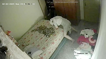 Nasty Wifey Jacks Her Pussy Like Crazy, Hits Climax in Minutes Caugth on Hidden Cam