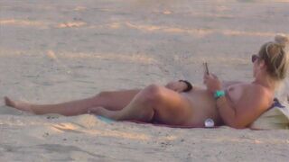 Lustful MILF Ravishing Her Soaking Cunt Amidst Noisy Beach Mob On Ocean Shore - Hidden Cam