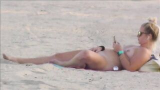 Lustful MILF Ravishing Her Soaking Cunt Amidst Noisy Beach Mob On Ocean Shore - Hidden Cam