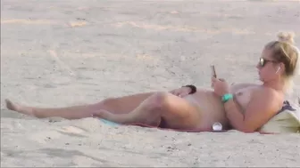 Lustful MILF Ravishing Her Soaking Cunt Amidst Noisy Beach Mob On Ocean Shore - Hidden Cam