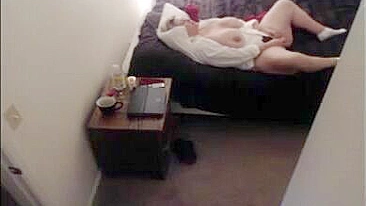 Thick Mom Caught Masturbating Her Dripping Cunt to Porn on Hidden Cam