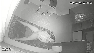 Horny Voyeur’s Stash of Solo Sluts – These Chicks Jilling off, Ride Toys & Squirt Like Crazy!