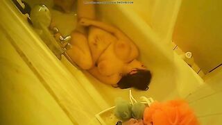 Mom’s Caught Naked & Moaning While Fingering Her Wet Pussy in Mirror Using a Stream of Water