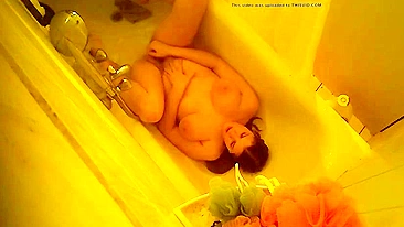 Mom’s Caught Naked & Moaning While Fingering Her Wet Pussy in Mirror Using a Stream of Water