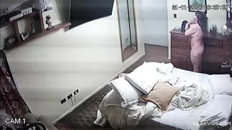 Perv Mother Walks In Front Of Her Son Completely Naked On Ip Cam