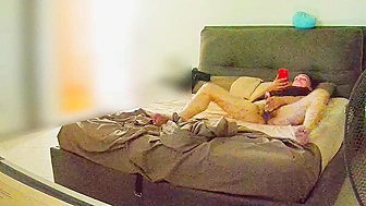 MILF's Naughty Home Alone Time, She Fucks Her Twat with Vibrator During Dirty Talk on the Phone