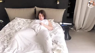 Naughty MILF Gets Off Alone, Craving a Thick Dick to Pound Her Dripping Hole Deep