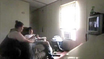 He rawdogs his super fat mom's sloppy cunt like a fucking beast now