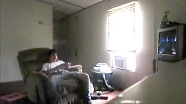 He rawdogs his super fat mom's sloppy cunt like a fucking beast now