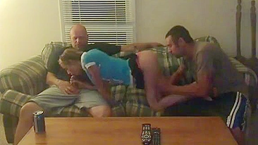 Junkie Sis Slurps Bro's Cock While Dad Pounds Her Tight Asshole Raw