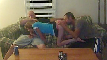 Junkie Sis Slurps Bro's Cock While Dad Pounds Her Tight Asshole Raw