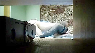 Perv son rigs cam to tape drilling mommy's juicy twat in every filthy position