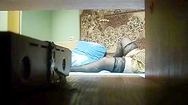 Perv son rigs cam to tape drilling mommy's juicy twat in every filthy position