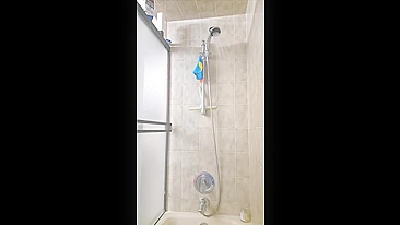 Busty Mom Caught Pervy Son Spying on Her With His Iphone While She's Taking a Shower