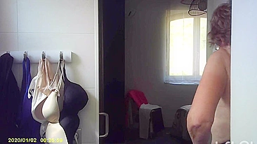 Sly Son Installs Peep Cam for Mom's Soapy Shower, Pounds Dick to Her Sloppy Cunt View