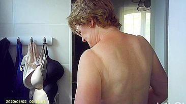 Sly Son Installs Peep Cam for Mom's Soapy Shower, Pounds Dick to Her Sloppy Cunt View