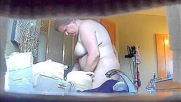 Shifty Son Plants Cam Spyin' Mom Soap Big Rack & Pussy, Whacks Off Hard AF!