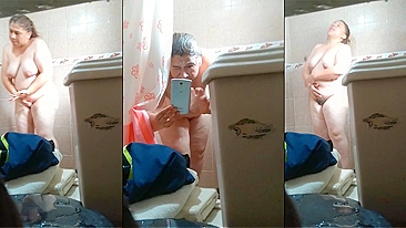 Horny Boy Spy Cams Busty Mom's Shower Tit Wash, He Jerck-Off Dick Gawking At Juicy Pussy